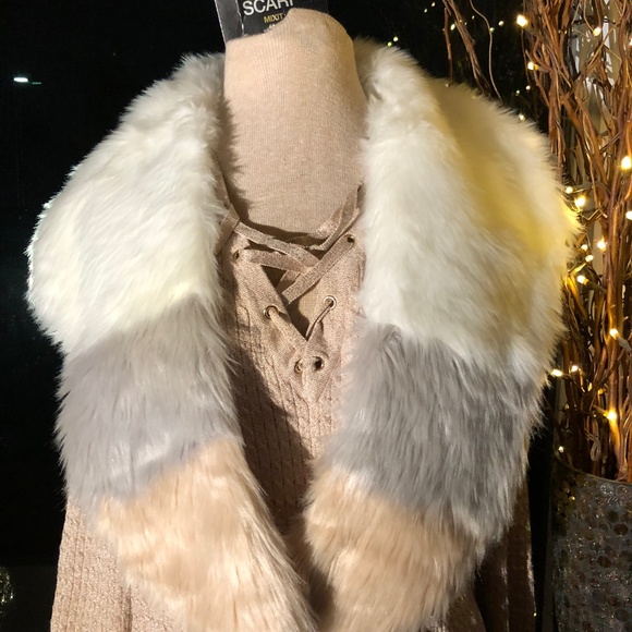 NWT Faux Fur Scarf - Picture 2 of 6